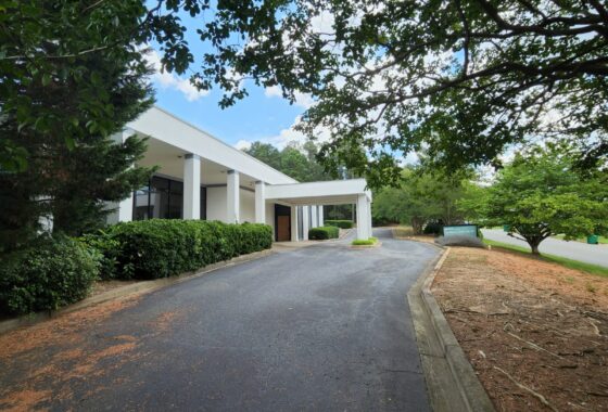 12K SQ FT Bdg Near SMC in Spartanburg, 55 Parking Spaces photo 46