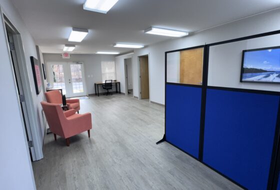 3 Office Suite- Seneca- Off HWY 123 photo 4