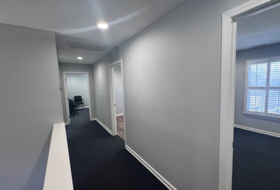 7 Office Suite- 1,600 SQ FT- Seneca photo 3
