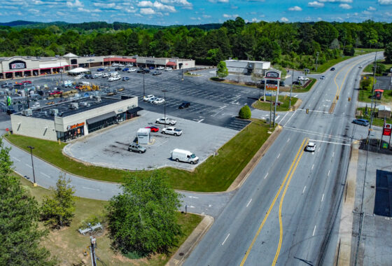 Prime Retail Space For Lease- Pickens- Heavy Traffic photo 4