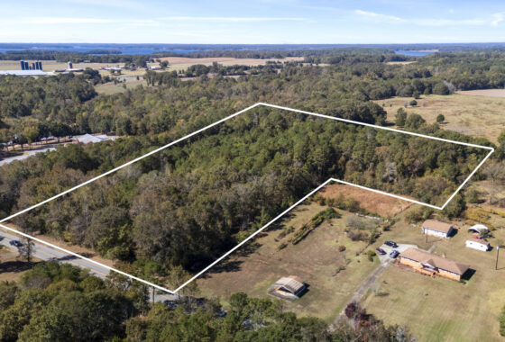 8 Acres Land- HWY 29- Near Lake Hartwell- No Zoning photo 3