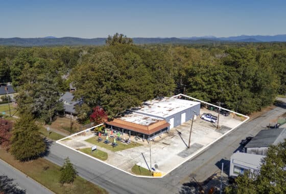 Mixed Use Building- Walhalla- Leases in Place photo 3