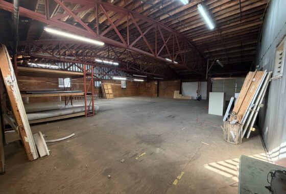 1770 SQ FT Warehouse Space Near Downtown Seneca photo 10