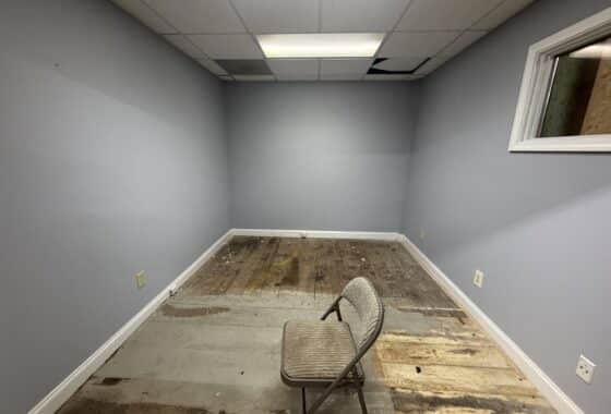 1770 SQ FT Warehouse Space Near Downtown Seneca photo 2