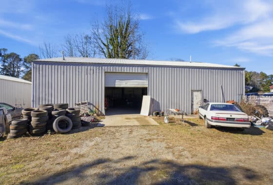 2,400 SQ FT Bldg- Central, Near Clemson photo 4