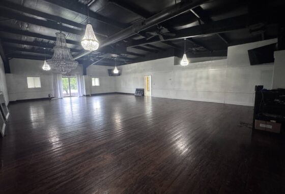 3,200 SQ FT Flex Space Near HWY 76- I-85- Pendleton photo 7