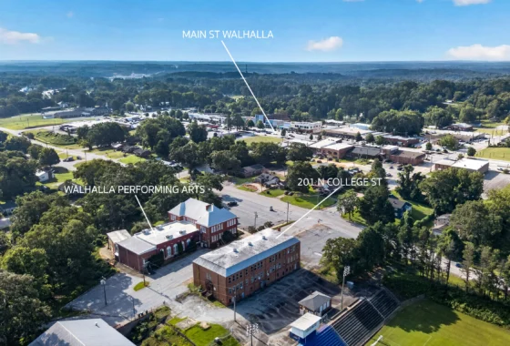 201 N COLLEGE ST WALHALLA SC 29691 photo 3
