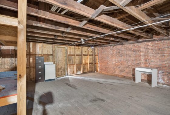 27 South Commerce Street | Mixed Use – Office/Flex space | 1,209 Sq Ft photo 2