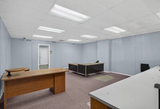 27 South Commerce Street | Mixed Use – Office/Flex space | 1,209 Sq Ft photo 4